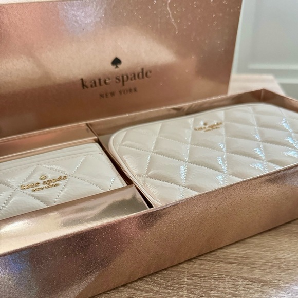 kate spade Handbags - kate spade Cardholder and Bag Set